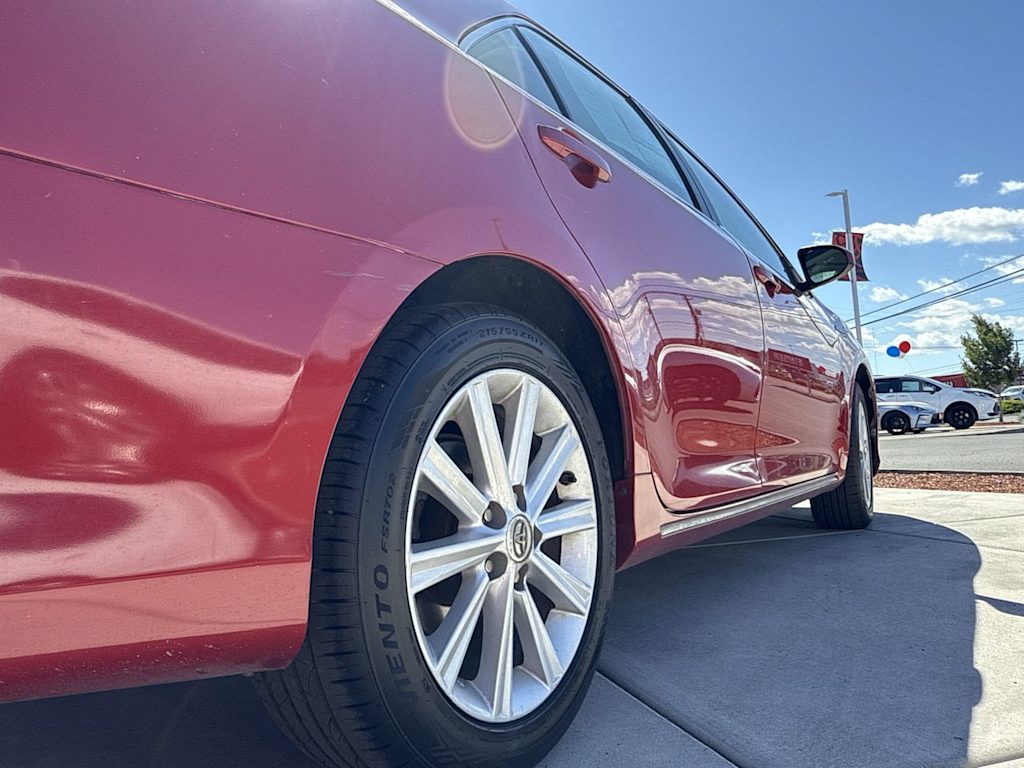 Thumbnail: 2012 Toyota Camry - 6