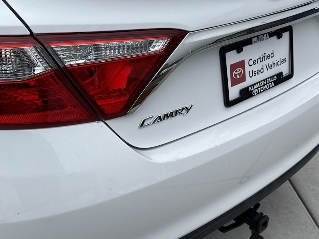 Thumbnail: 2017 Toyota Camry - 20