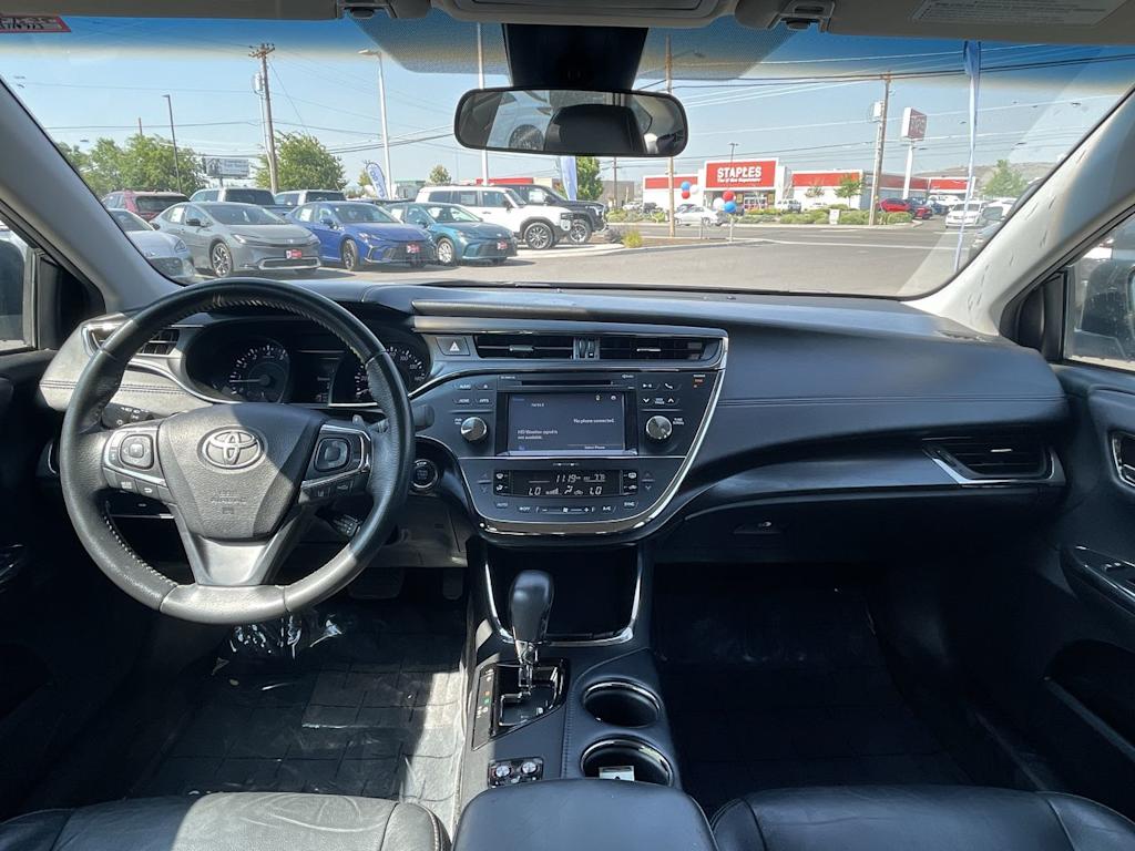 Thumbnail: 2017 Toyota Avalon - 2