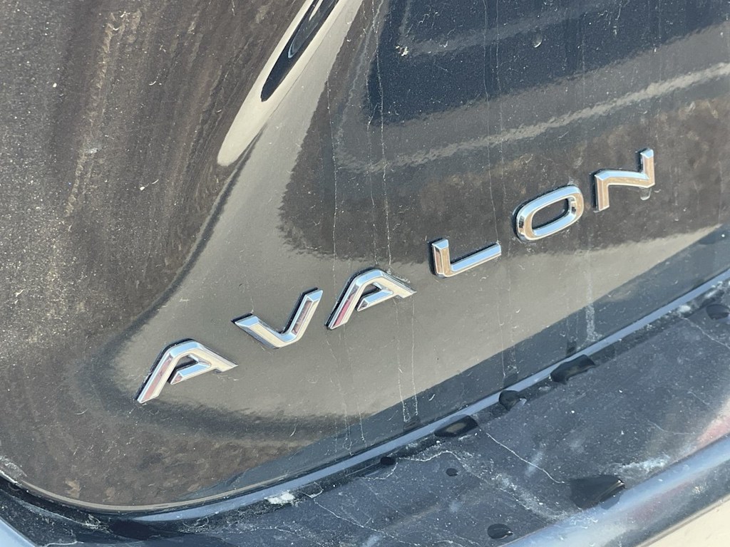 Thumbnail: 2017 Toyota Avalon - 7