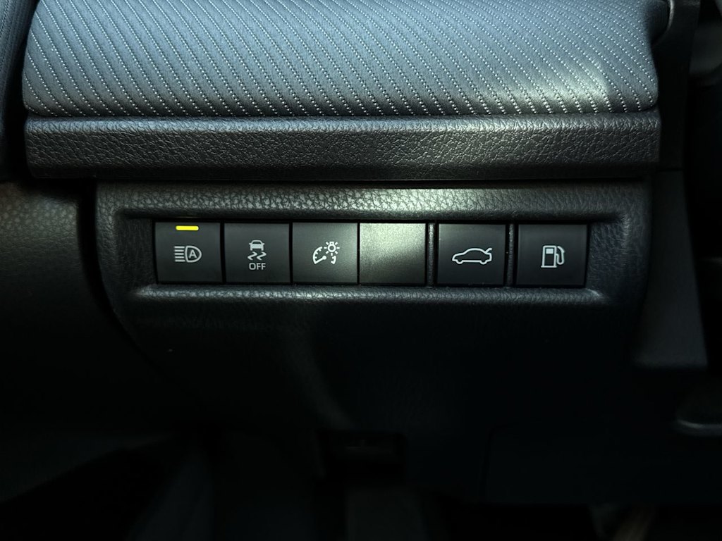 Thumbnail: 2025 Toyota Camry - 23