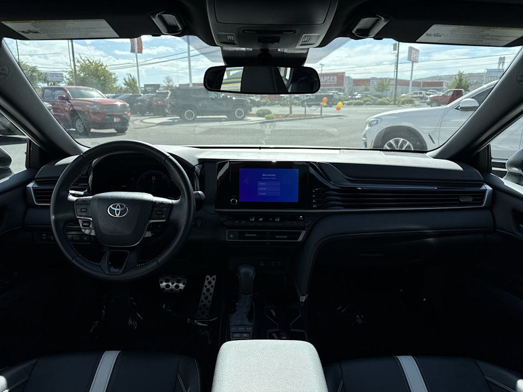 Thumbnail: 2025 Toyota Camry - 10