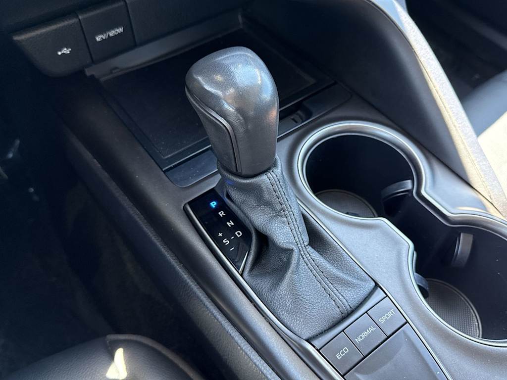 Thumbnail: 2024 Toyota Camry - 14