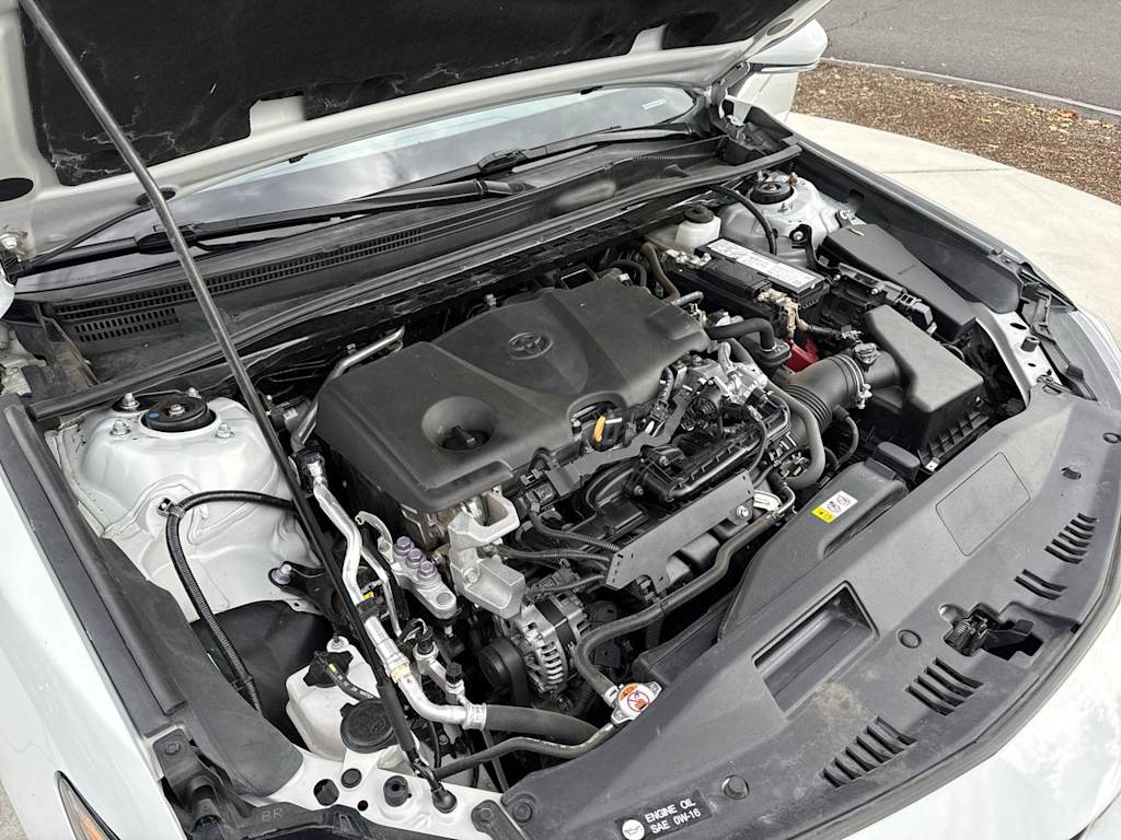 Thumbnail: 2022 Toyota Camry - 9