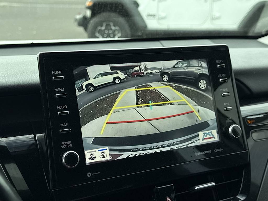 Thumbnail: 2022 Toyota Camry - 22