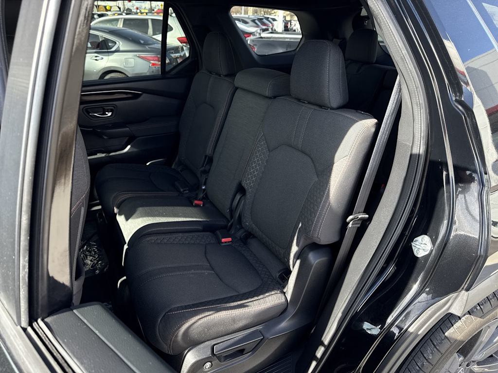 Thumbnail: 2023 Honda Pilot - 13