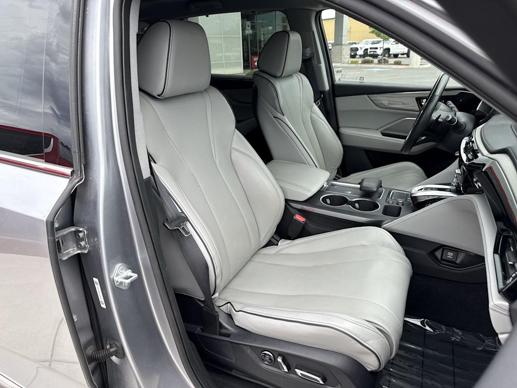 Thumbnail: 2023 Acura MDX - 12