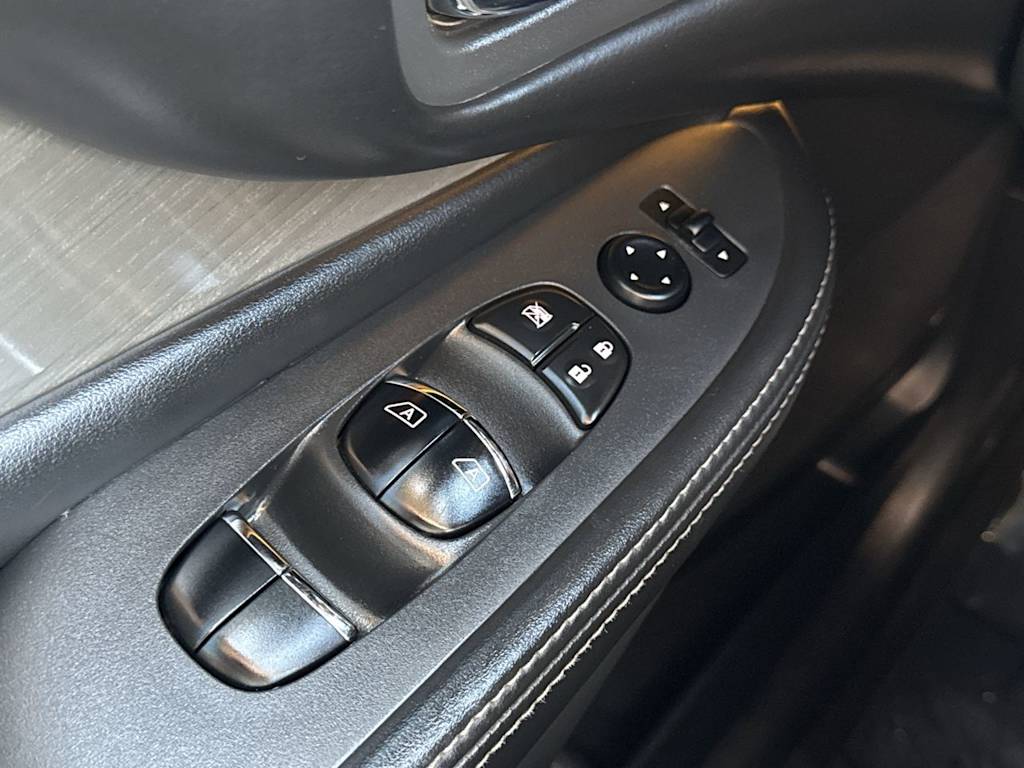 Thumbnail: 2018 Nissan Murano - 24
