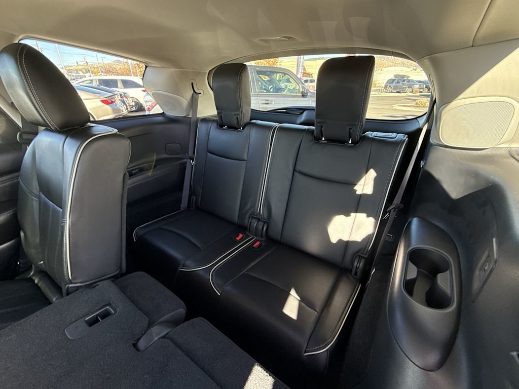 Thumbnail: 2017 INFINITI QX60 - 21