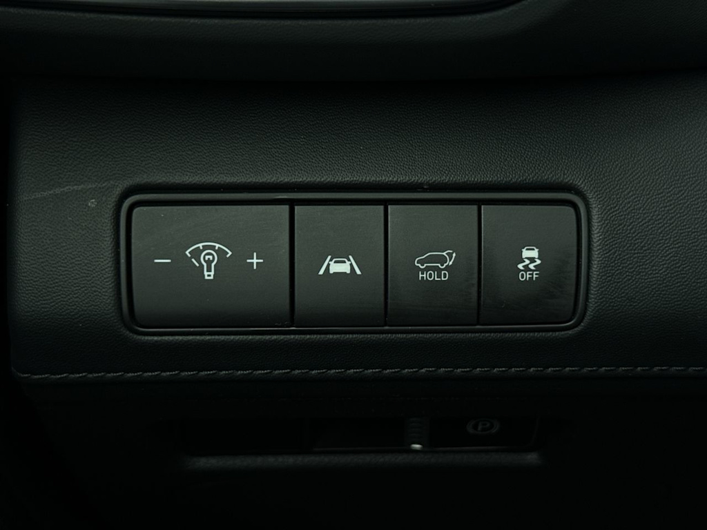 Thumbnail: 2023 Hyundai Santa Fe - 22