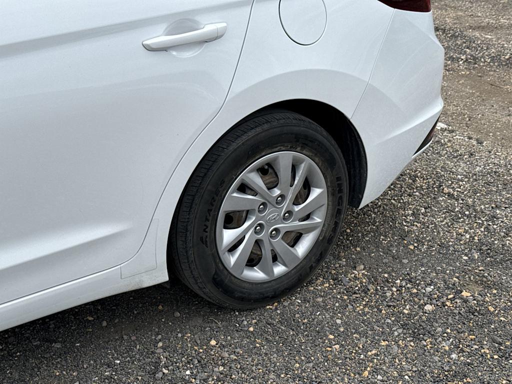 Thumbnail: 2019 Hyundai Elantra - 6