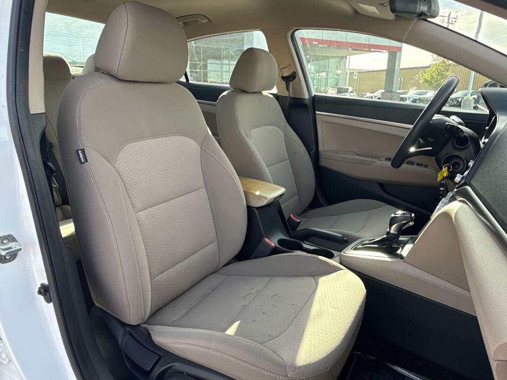 Thumbnail: 2019 Hyundai Elantra - 11