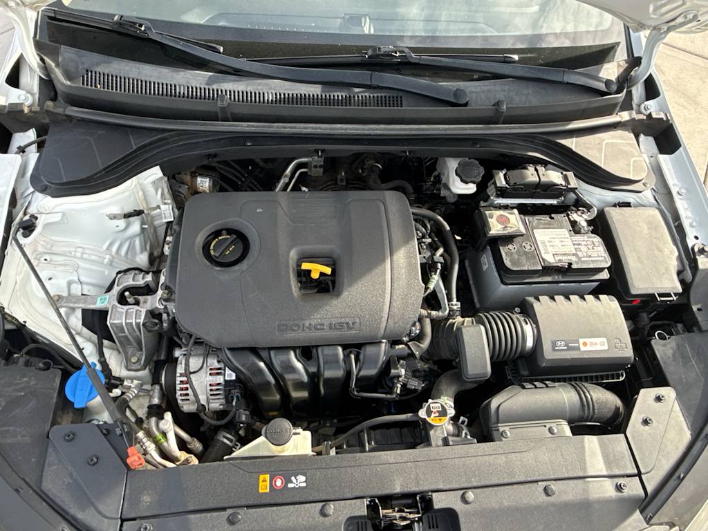 Thumbnail: 2019 Hyundai Elantra - 8
