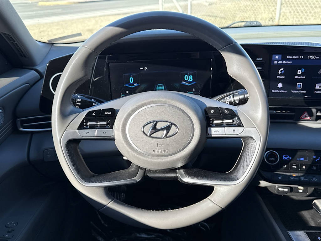 Thumbnail: 2022 Hyundai Elantra - 8