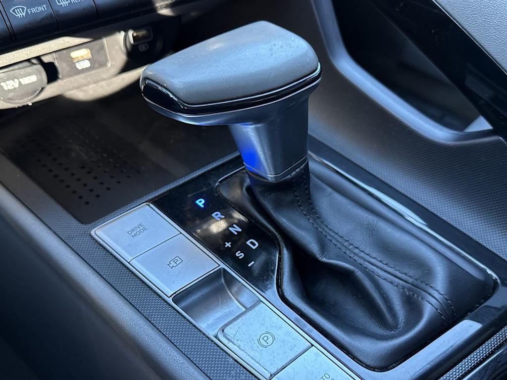 Thumbnail: 2022 Hyundai Elantra - 13