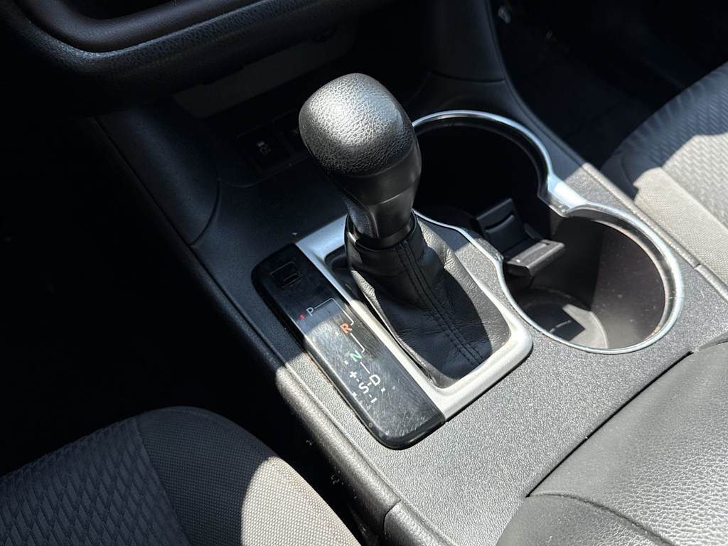 Thumbnail: 2016 Toyota Highlander - 15