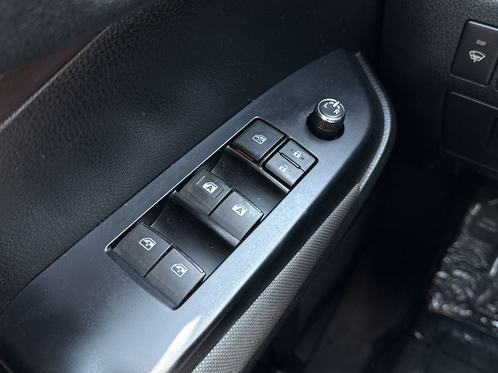 Thumbnail: 2016 Toyota Highlander - 24