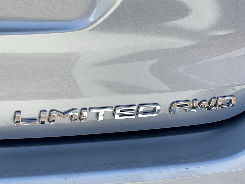 Thumbnail: 2021 Toyota Highlander - 20