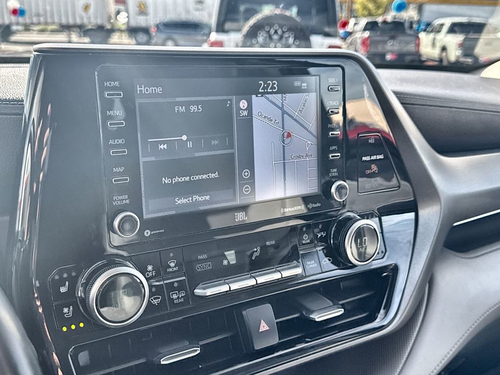 Thumbnail: 2021 Toyota Highlander - 13