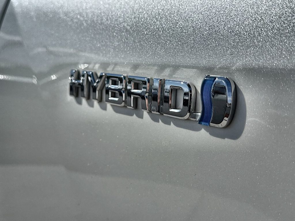 Thumbnail: 2021 Toyota Highlander - 7