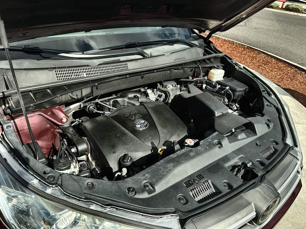 Thumbnail: 2019 Toyota Highlander - 9