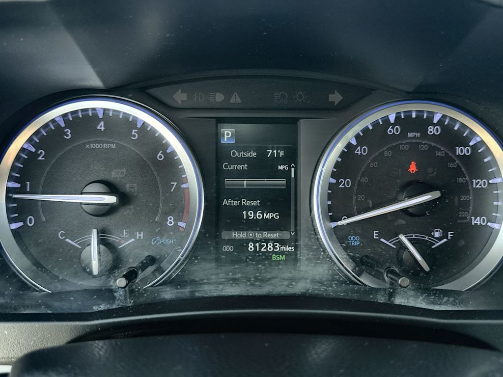 Thumbnail: 2019 Toyota Highlander - 16
