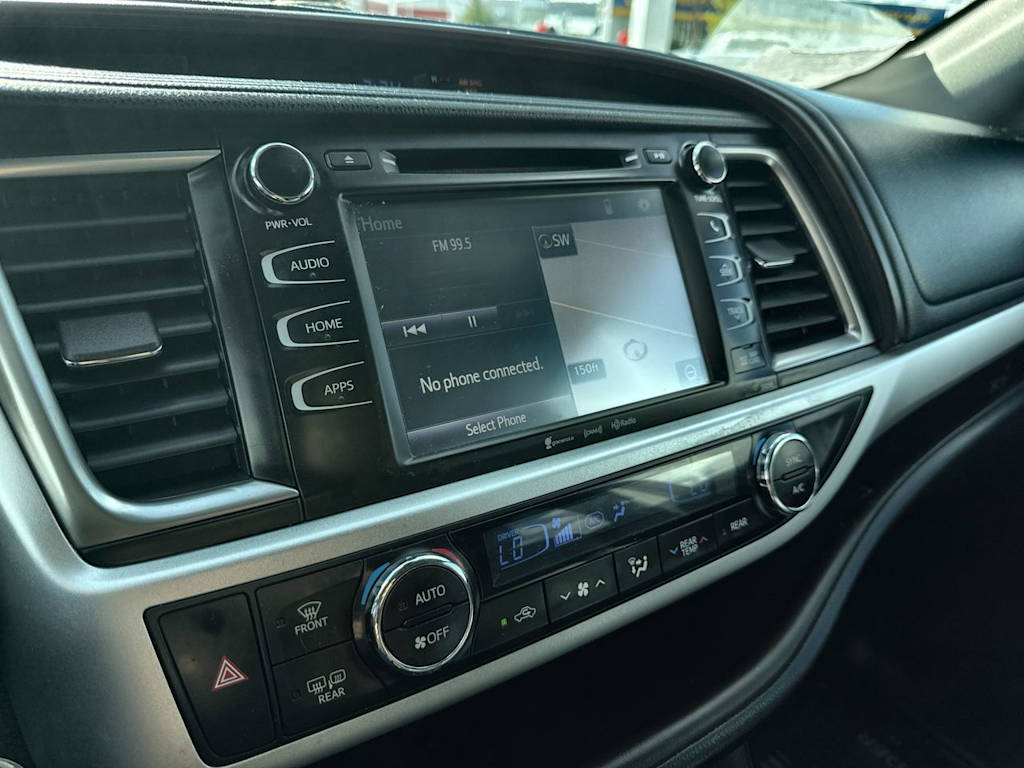 Thumbnail: 2019 Toyota Highlander - 14