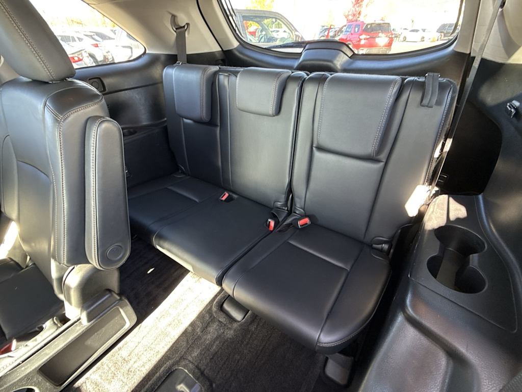 Thumbnail: 2015 Toyota Highlander - 20