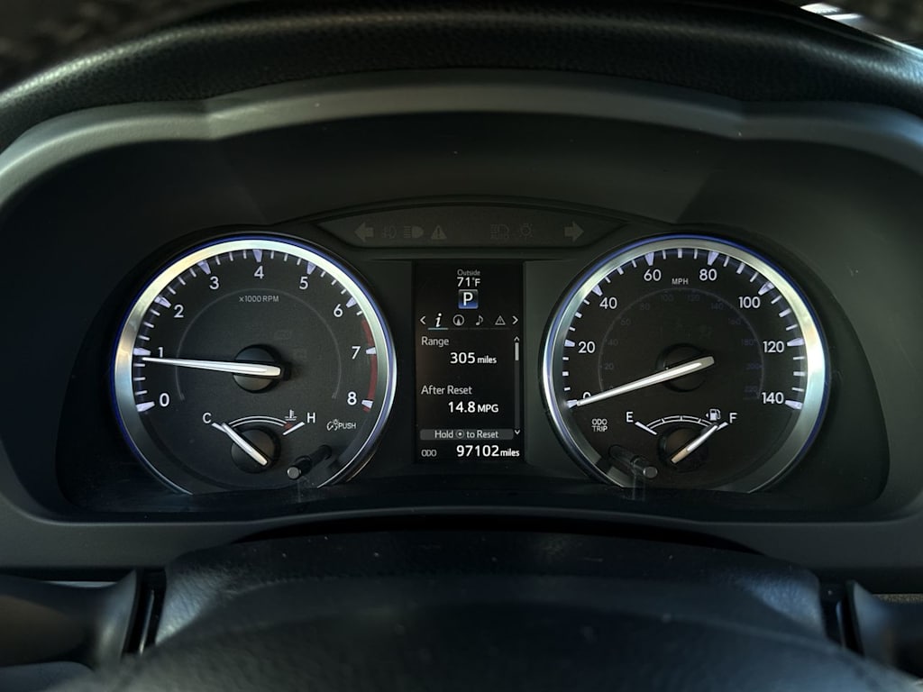 Thumbnail: 2015 Toyota Highlander - 14