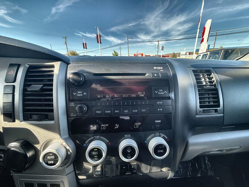 Thumbnail: 2013 Toyota Sequoia - 14