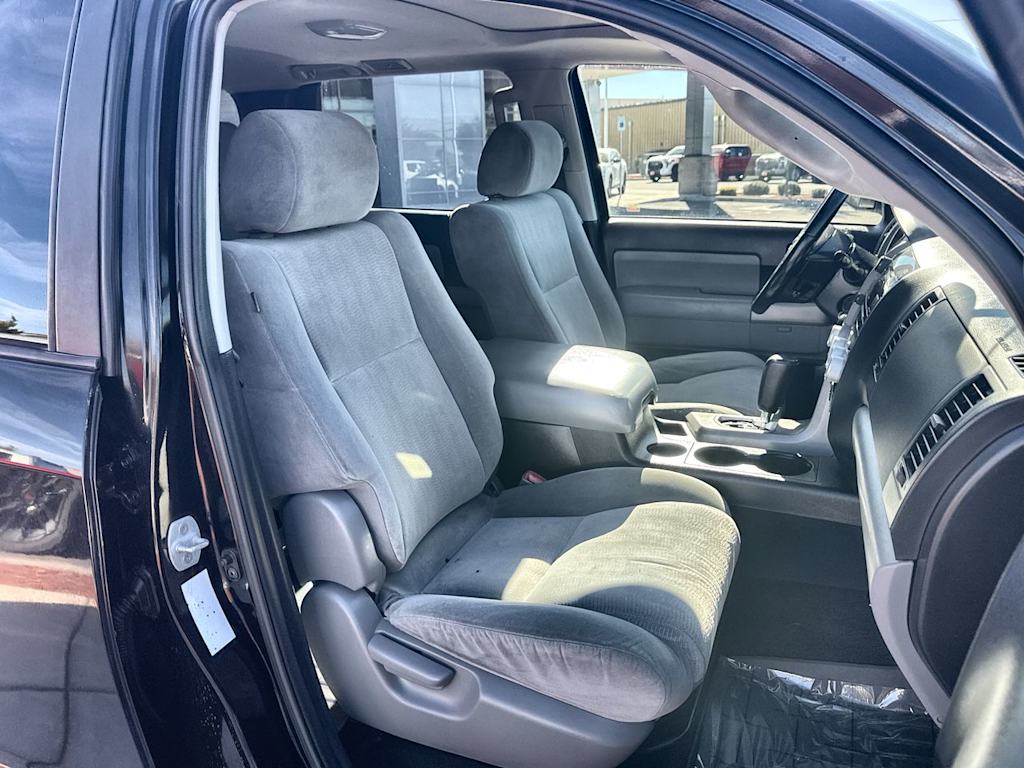 Thumbnail: 2013 Toyota Sequoia - 12