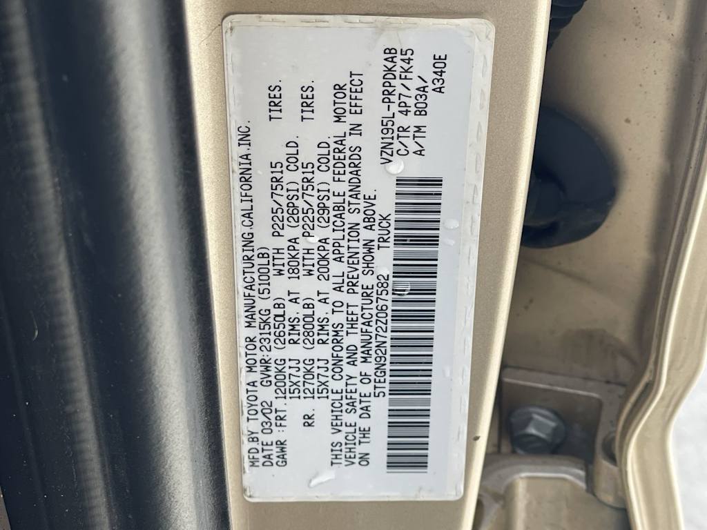 2002 Toyota Tacoma PreRunner 15