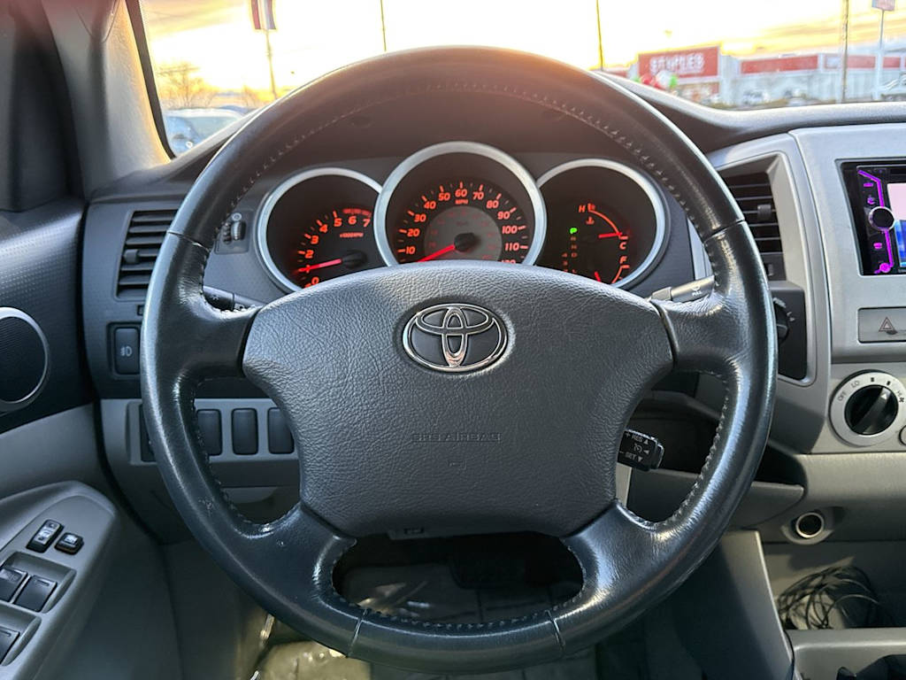 Thumbnail: 2007 Toyota Tacoma - 14