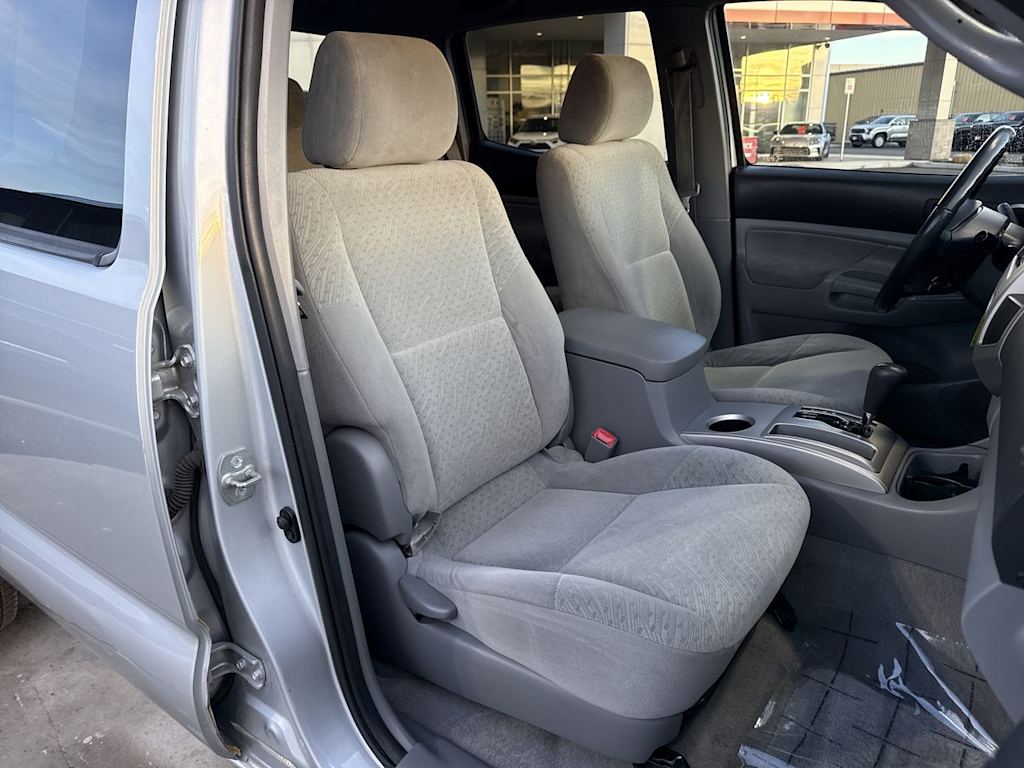 Thumbnail: 2007 Toyota Tacoma - 12