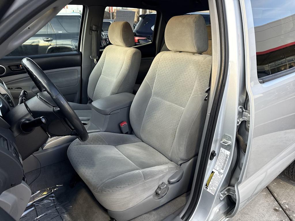 Thumbnail: 2007 Toyota Tacoma - 11