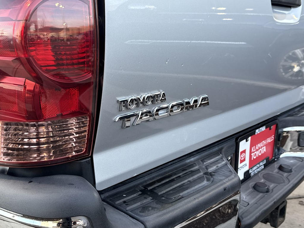 Thumbnail: 2007 Toyota Tacoma - 7