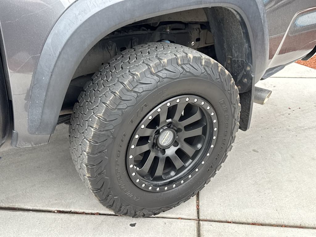 Thumbnail: 2018 Toyota Tacoma - 7