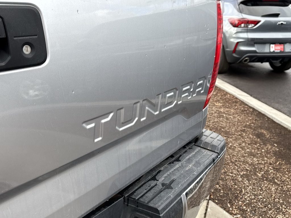 Thumbnail: 2018 Toyota Tundra - 7