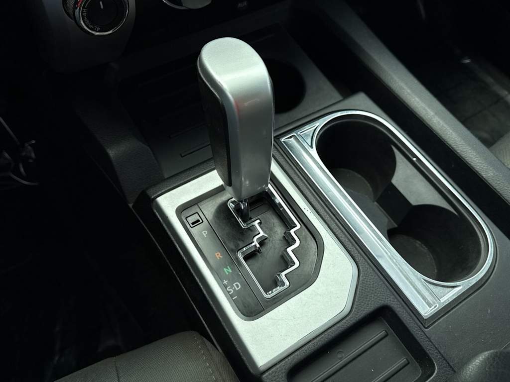 Thumbnail: 2018 Toyota Tundra - 15