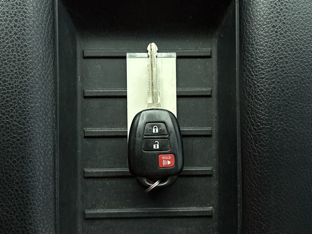 Thumbnail: 2018 Toyota Tundra - 18