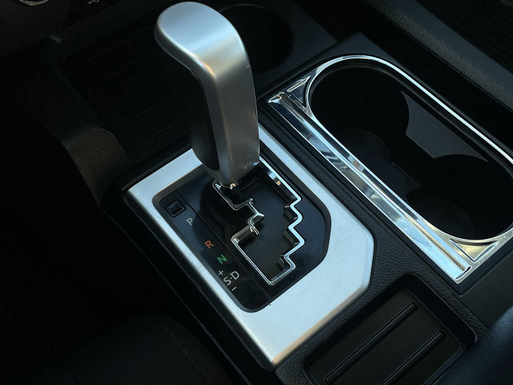 2020 Toyota Tundra SR5 16