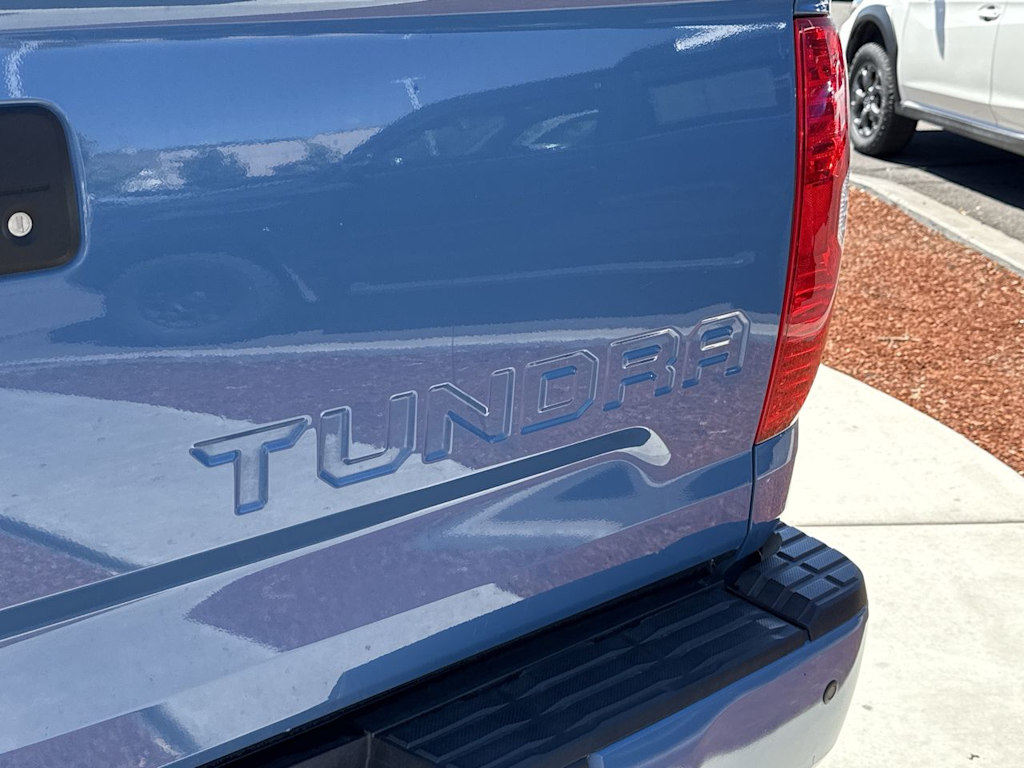 Thumbnail: 2018 Toyota Tundra - 7