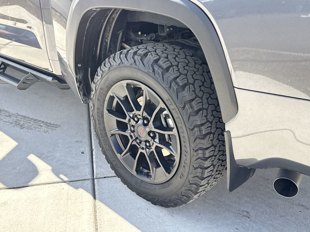 Thumbnail: 2023 Toyota Tundra - 7