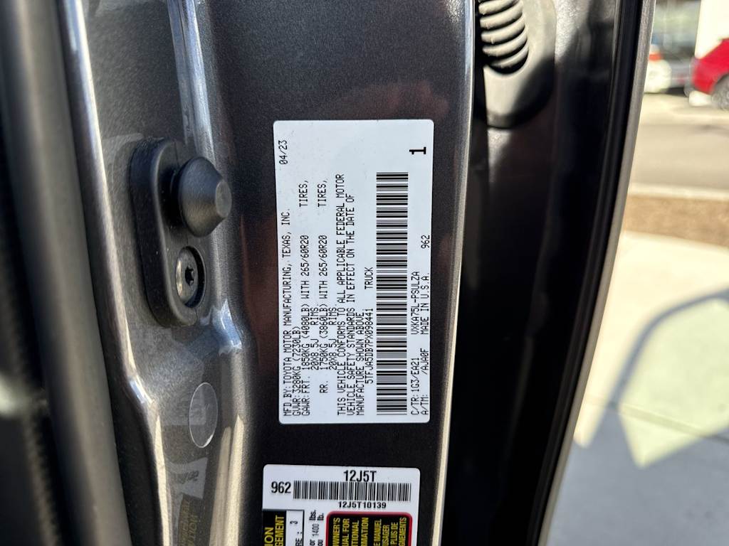 Thumbnail: 2023 Toyota Tundra - 17