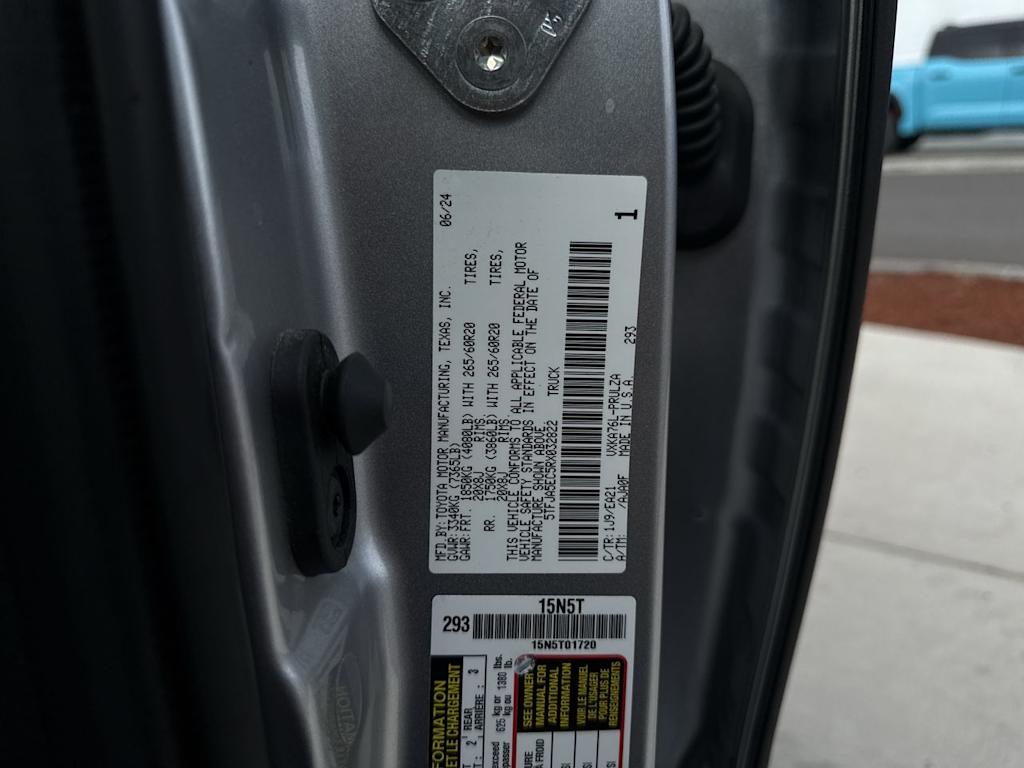 Thumbnail: 2024 Toyota Tundra - 18