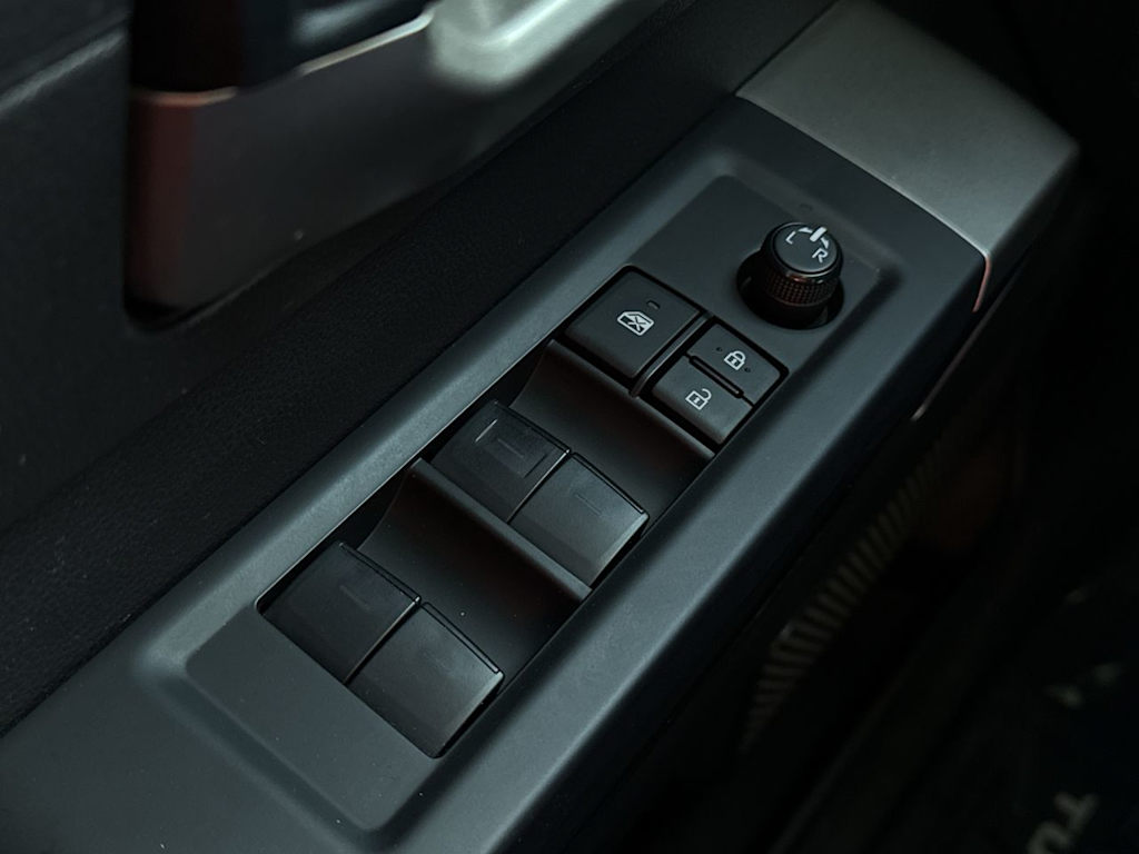 Thumbnail: 2023 Toyota Tundra - 23