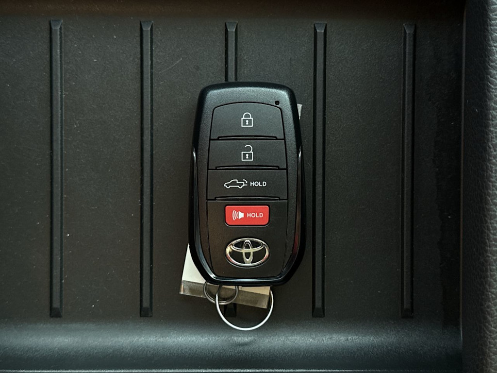 Thumbnail: 2023 Toyota Tundra - 24