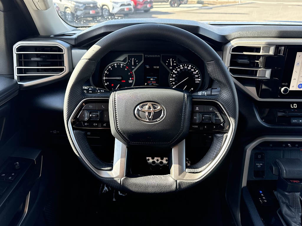 Thumbnail: 2024 Toyota Tundra - 10