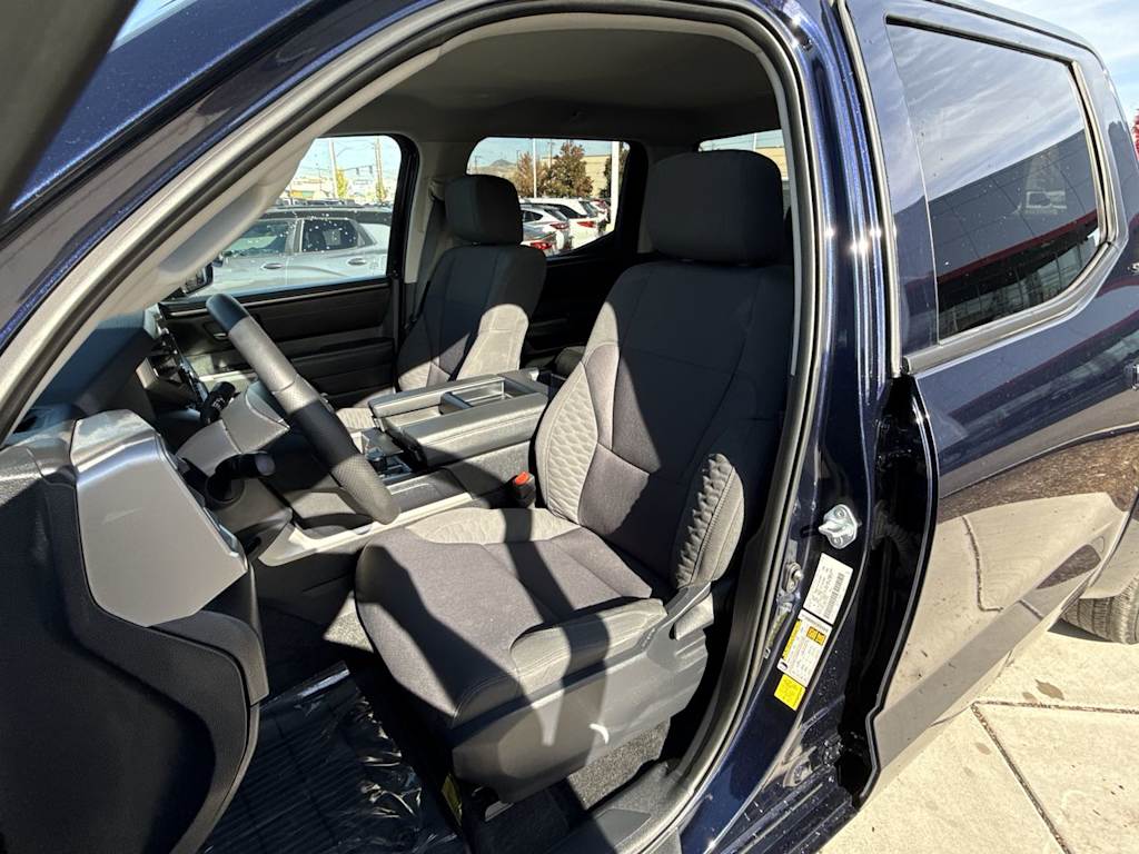 Thumbnail: 2024 Toyota Tundra - 11