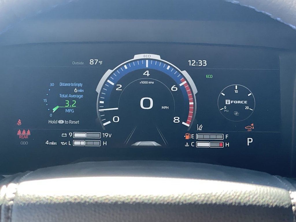 Thumbnail: 2023 Toyota Tundra - 14